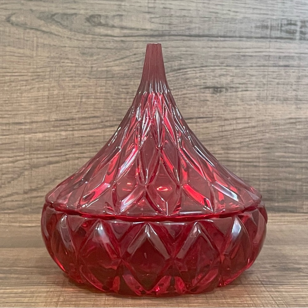 Shannon Crystal Ruby Red Covered Candy Dish Crystal Kiss Hershey's Kisses